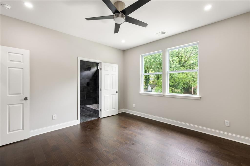 256 1st Street SW