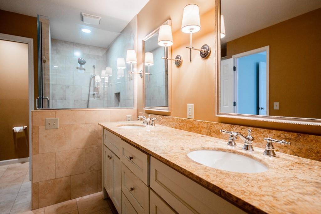 5414 Trentham Court