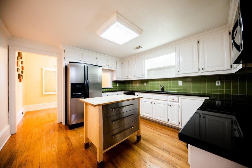 5414 Trentham Court