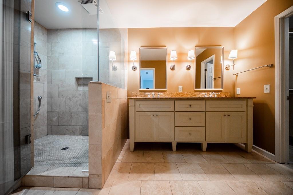 5414 Trentham Court
