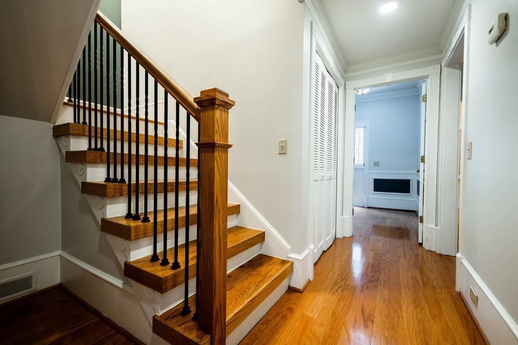 5414 Trentham Court