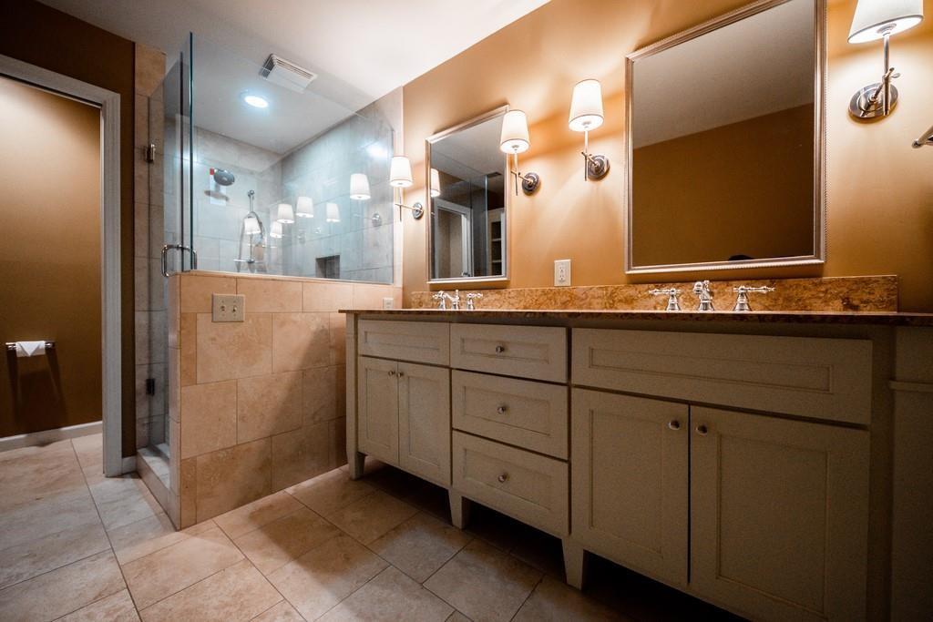 5414 Trentham Court