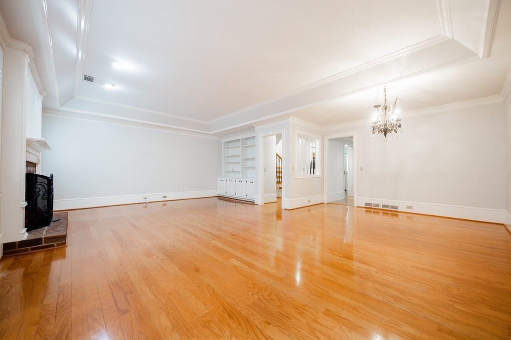 5414 Trentham Court