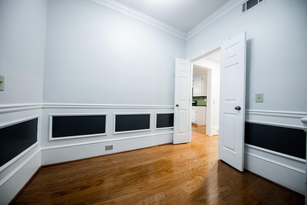 5414 Trentham Court