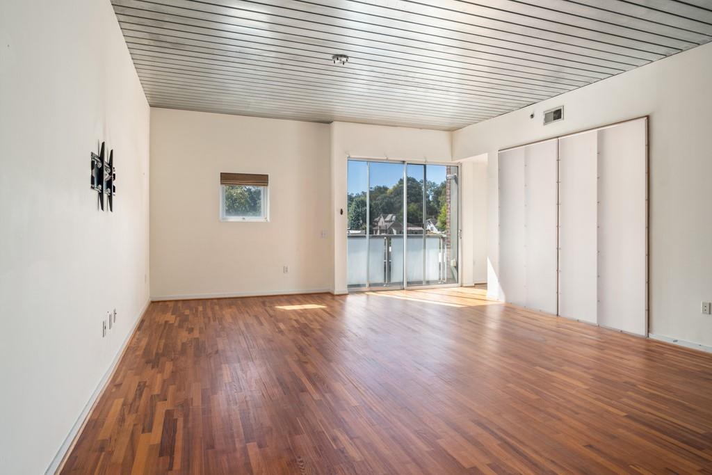 620 Glen Iris Drive NE Unit 519