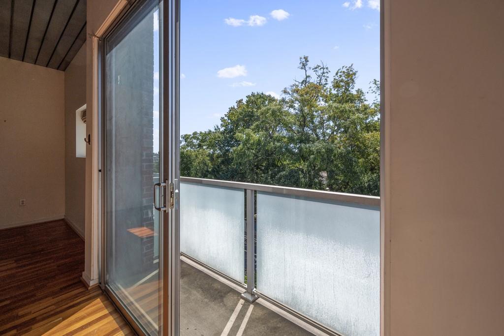 620 Glen Iris Drive NE Unit 519