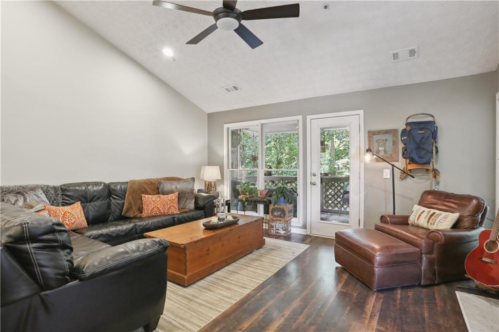 4012 Camden Way