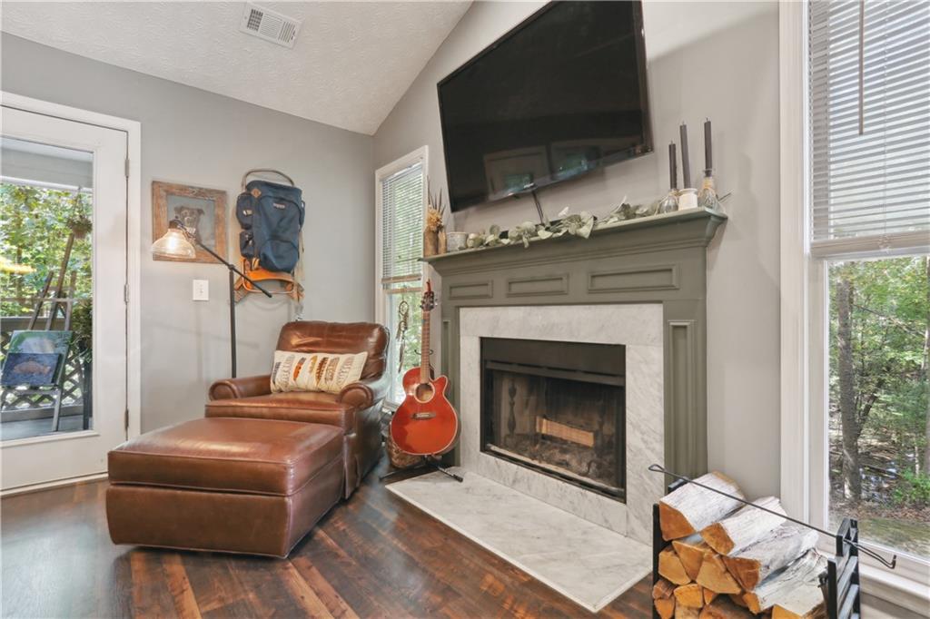 4012 Camden Way