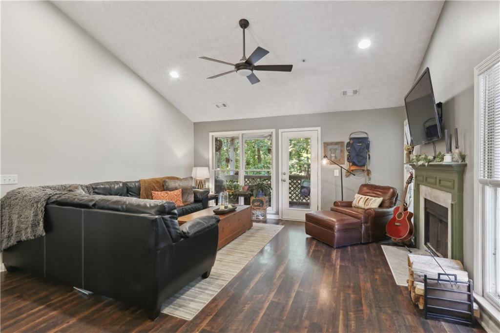 4012 Camden Way