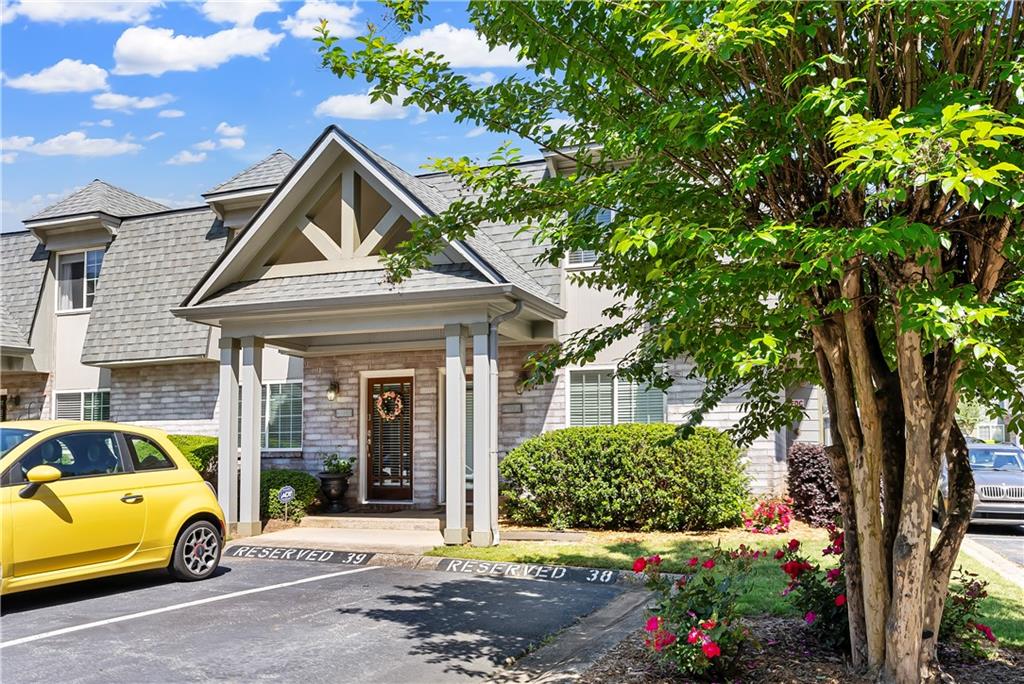 120 Rondak Circle SE