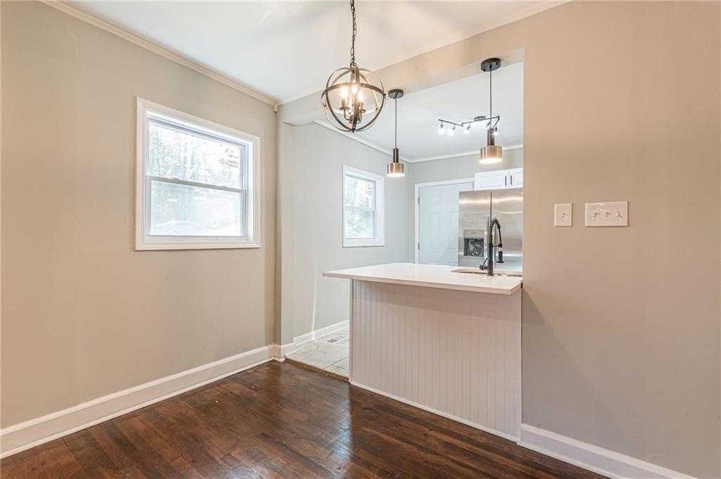 3395 LAKE VALLEY Road NW