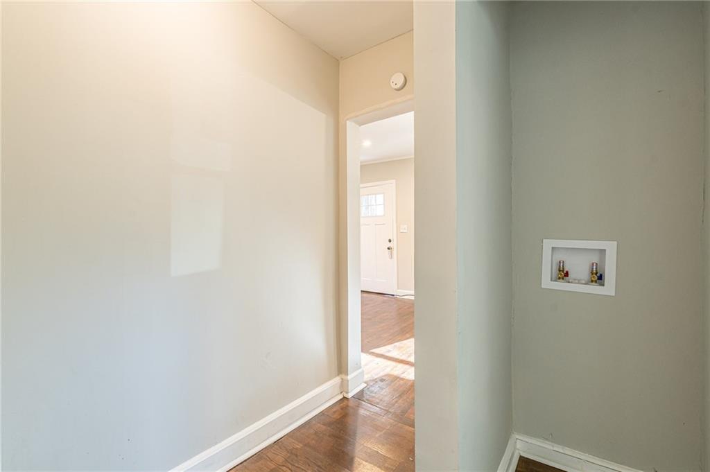 3395 LAKE VALLEY Road NW