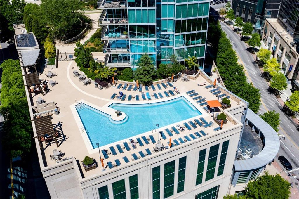 1080 Peachtree Street NE Unit 1807