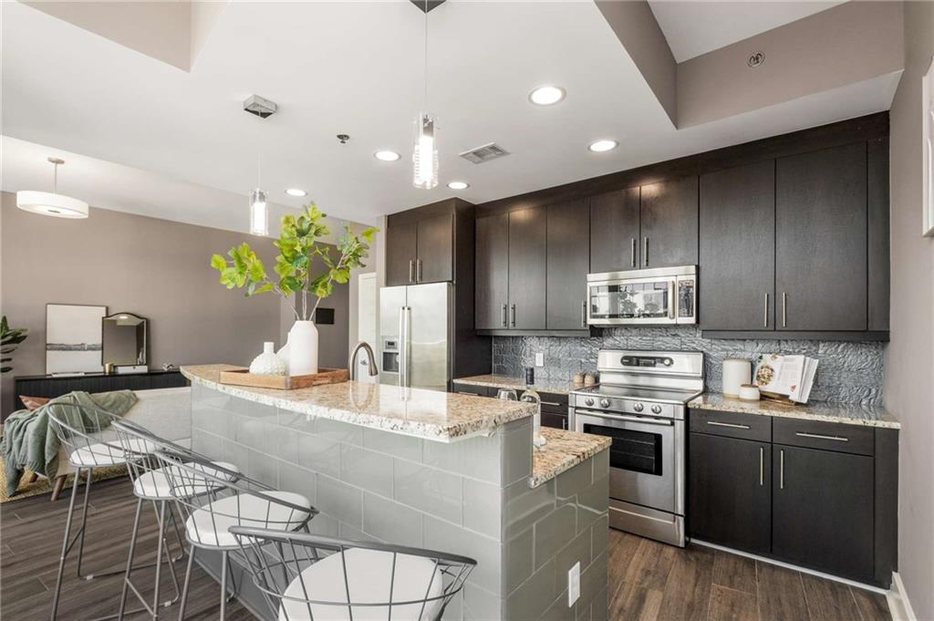 1080 Peachtree Street NE Unit 1807