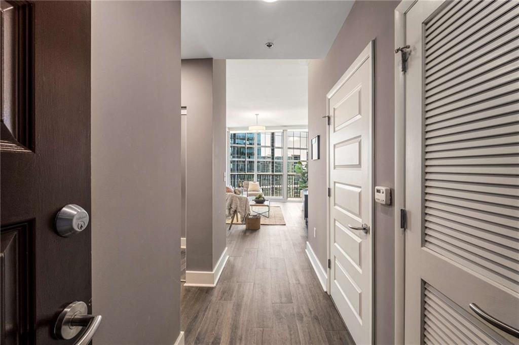 1080 Peachtree Street NE Unit 1807
