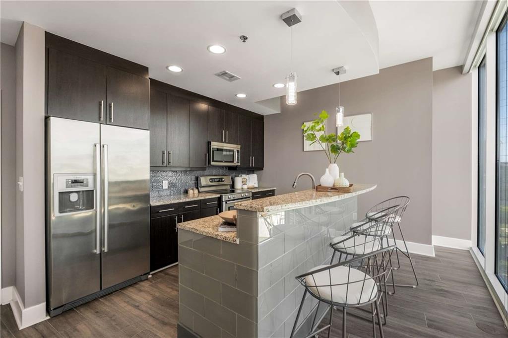1080 Peachtree Street NE Unit 1807