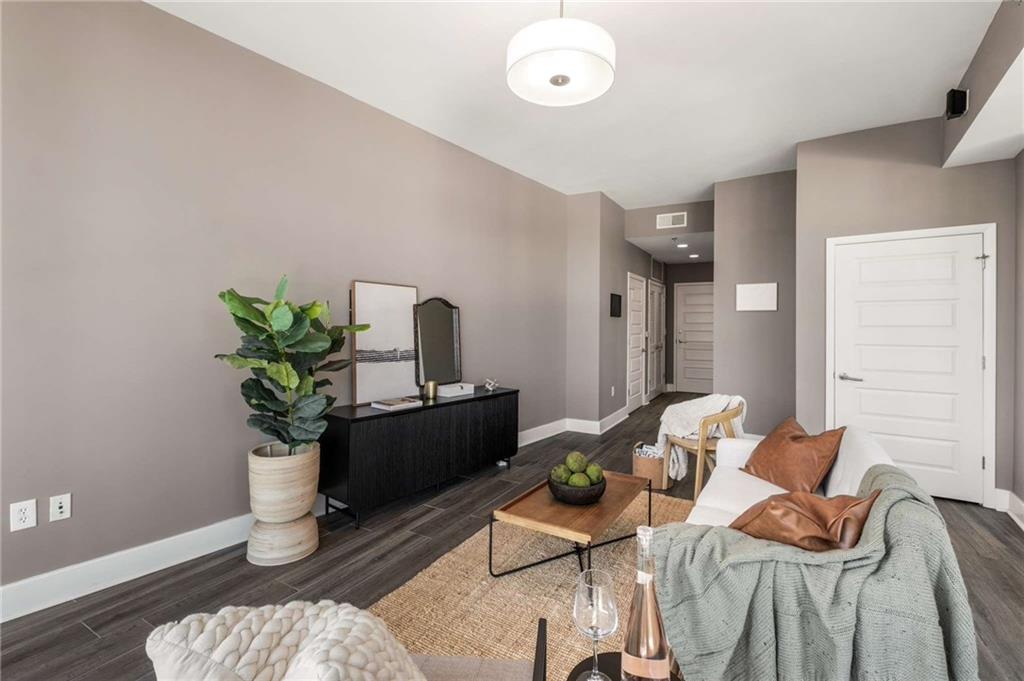 1080 Peachtree Street NE Unit 1807