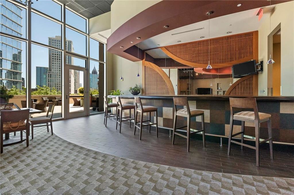 1080 Peachtree Street NE Unit 1807