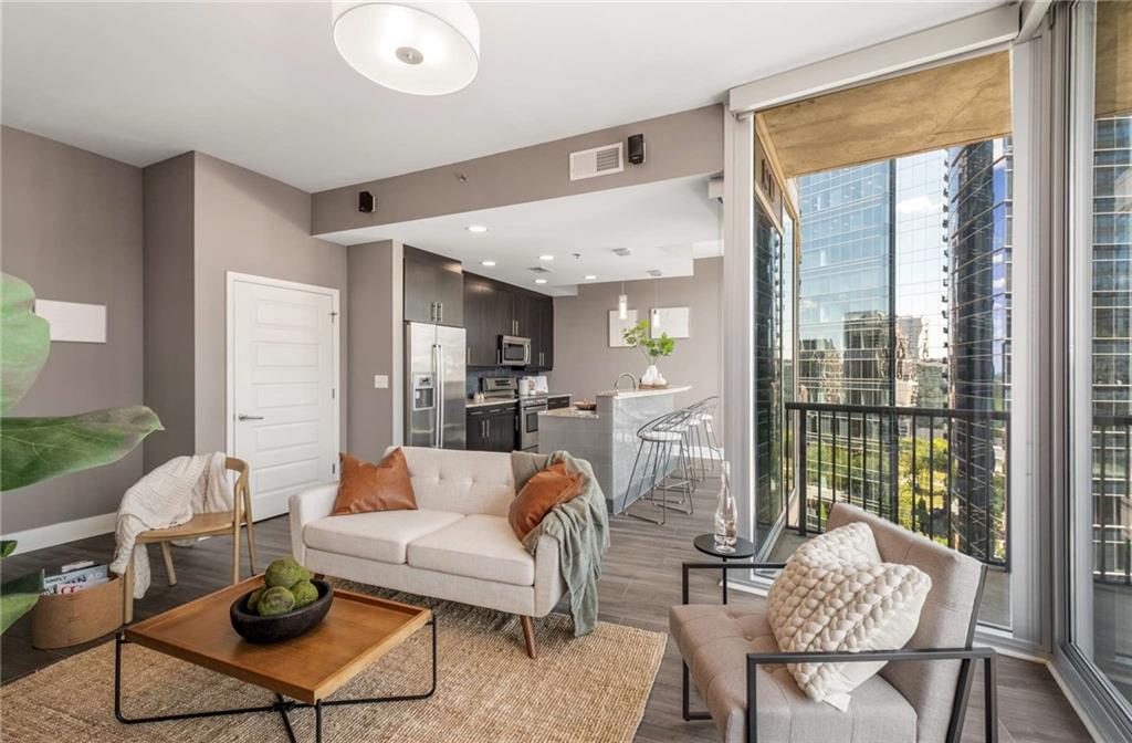 1080 Peachtree Street NE Unit 1807
