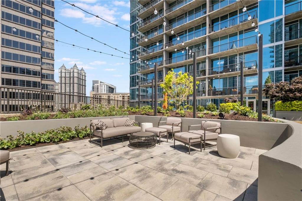 1080 Peachtree Street NE Unit 1807