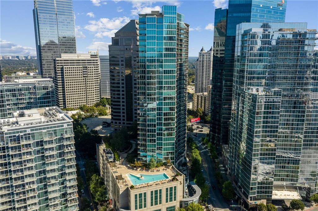 1080 Peachtree Street NE Unit 1807