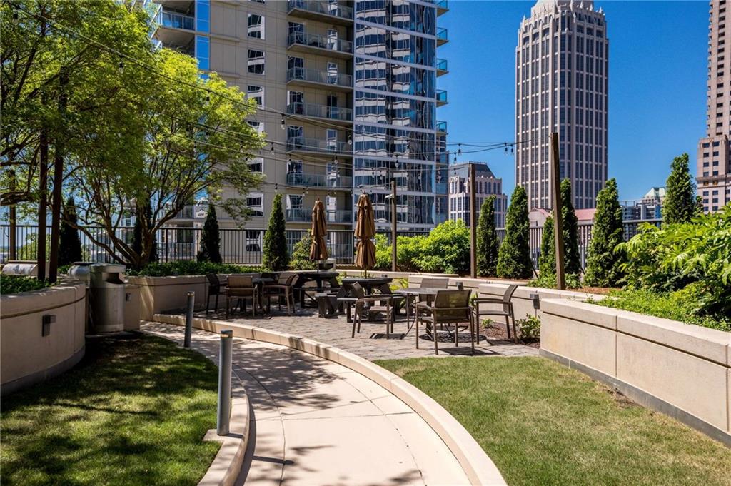 1080 Peachtree Street NE Unit 1807