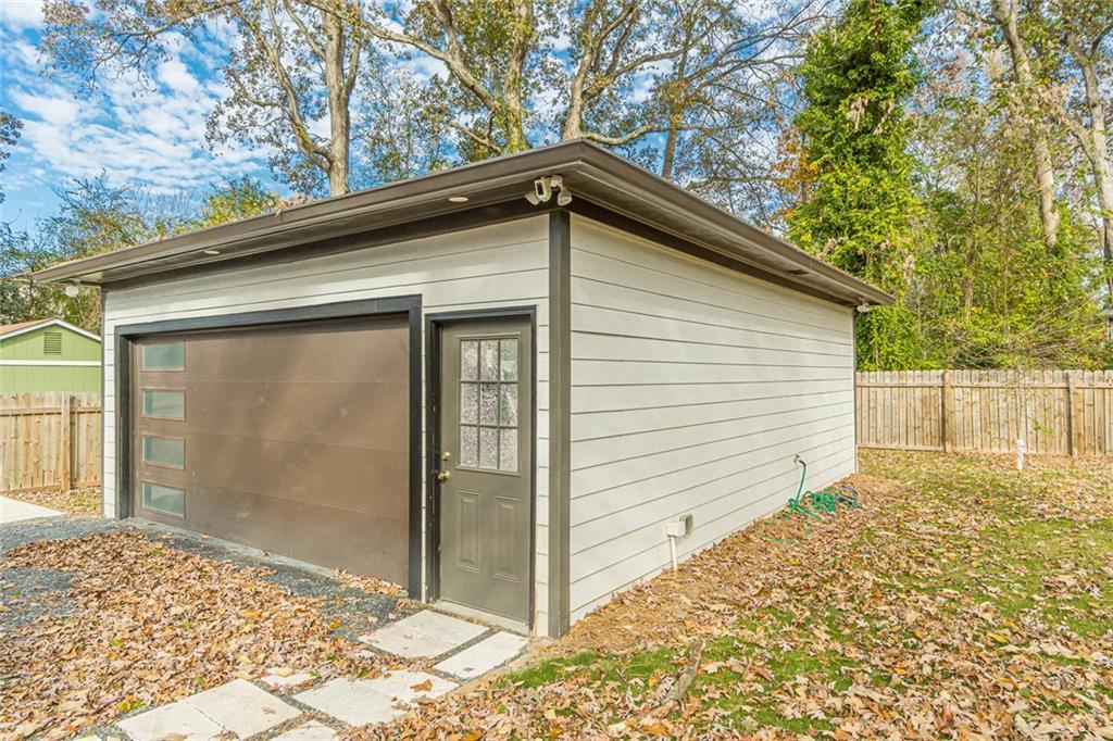 2688 Memorial Drive SE