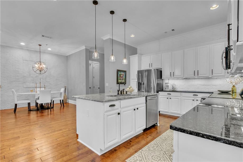 360 Chambers Street Unit 103