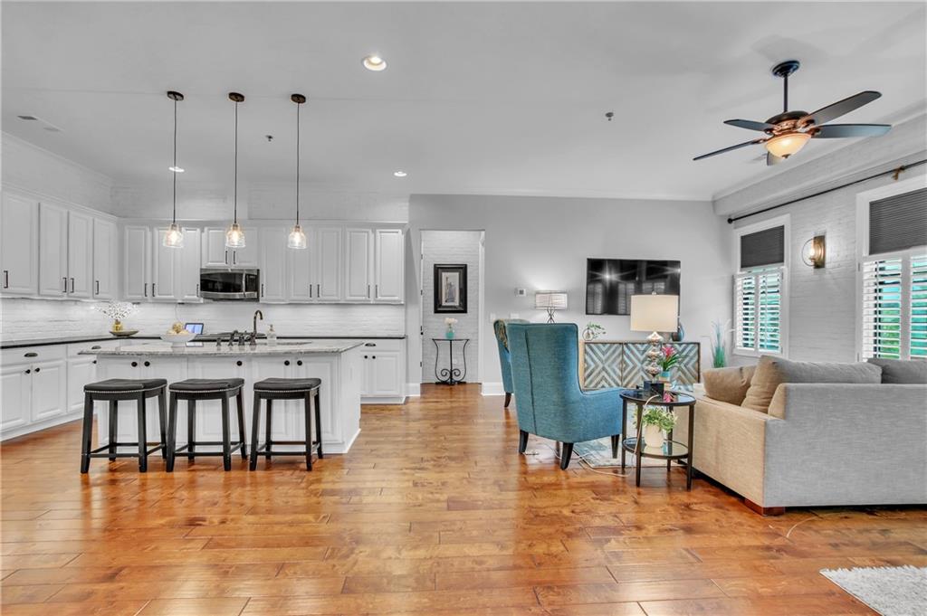360 Chambers Street Unit 103