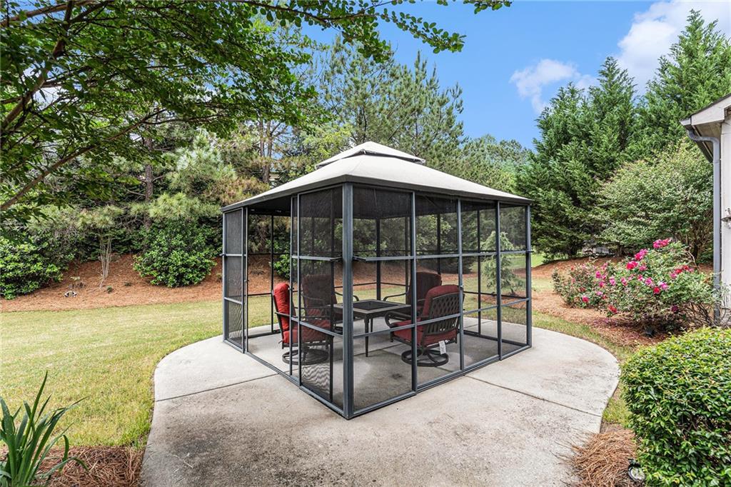 210 Stonewyck Drive