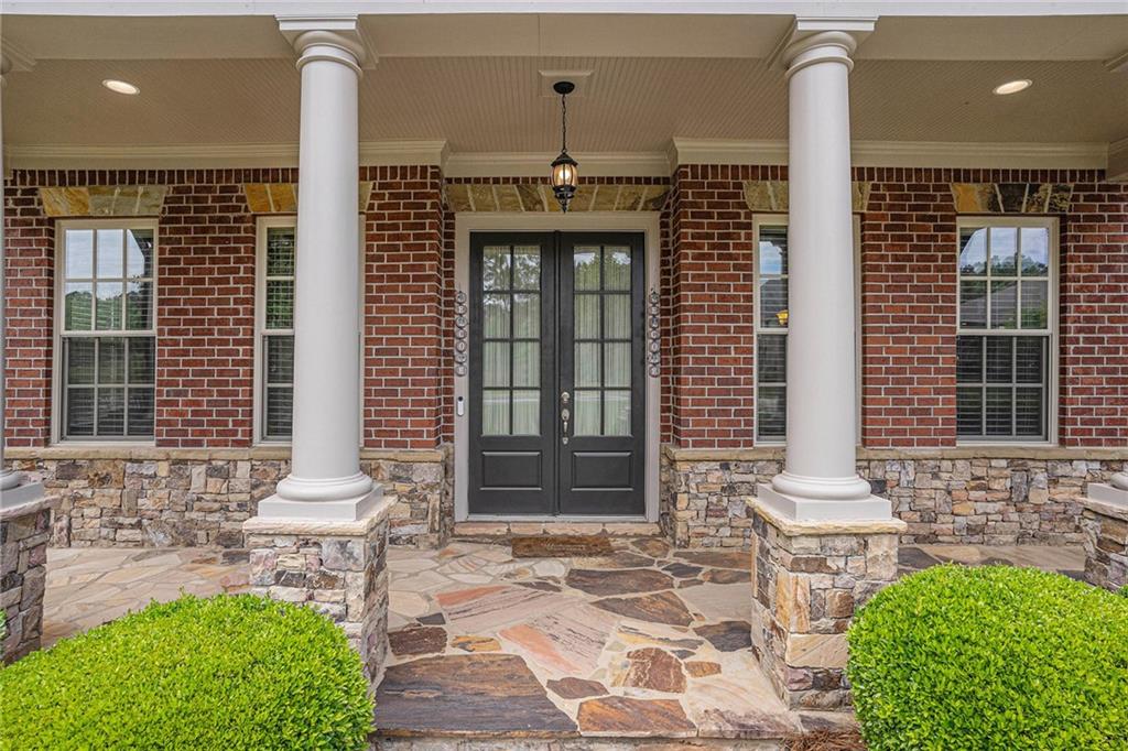 210 Stonewyck Drive