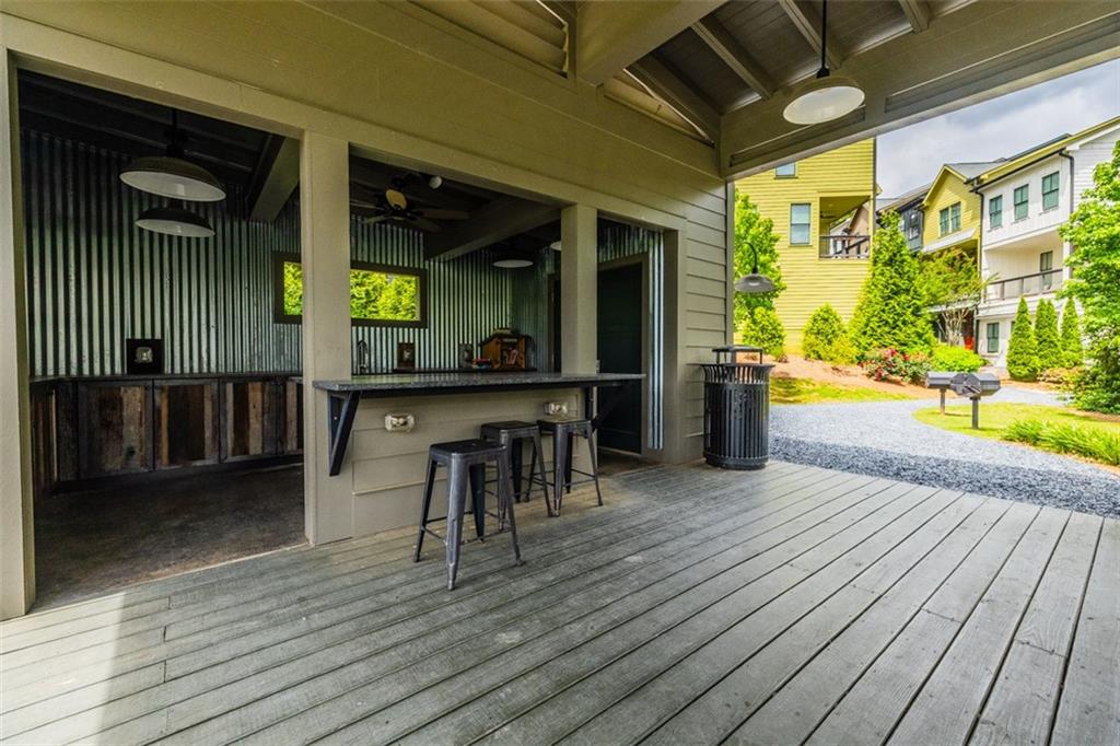 702 Needletail Way
