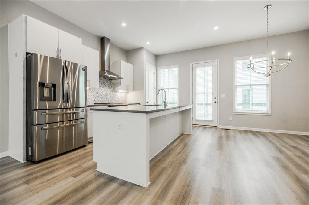 702 Needletail Way