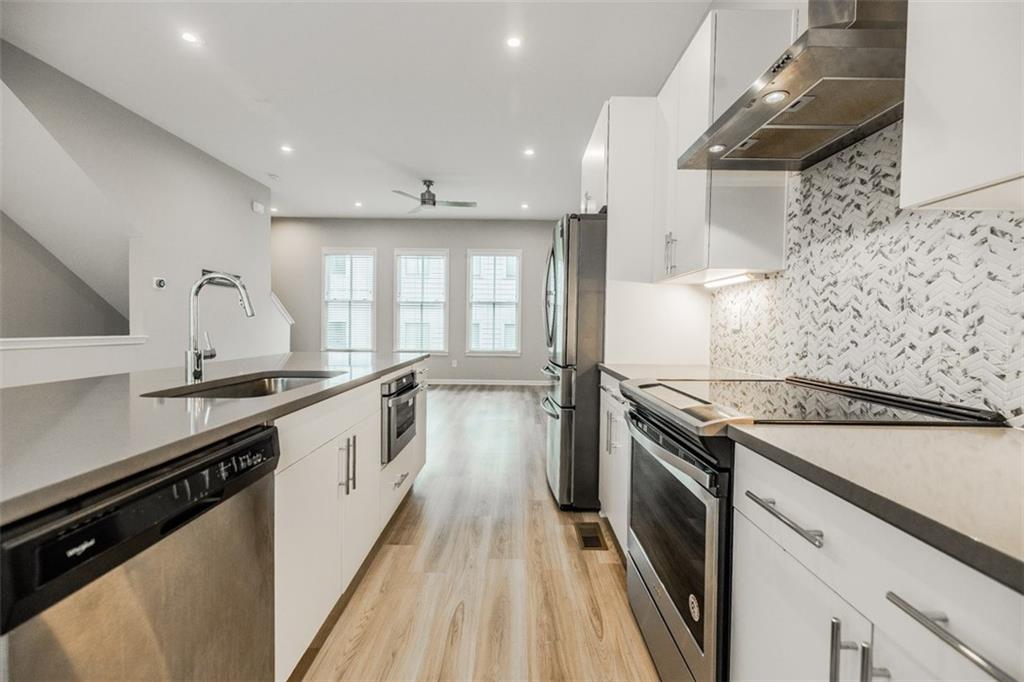 702 Needletail Way