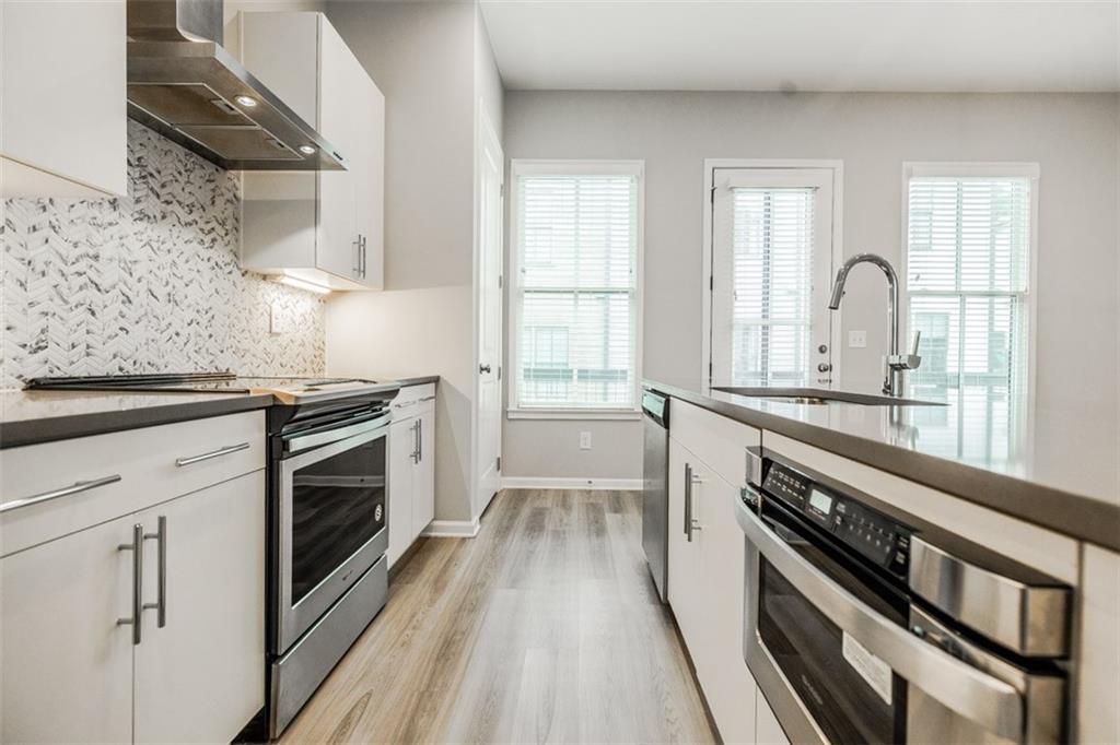 702 Needletail Way