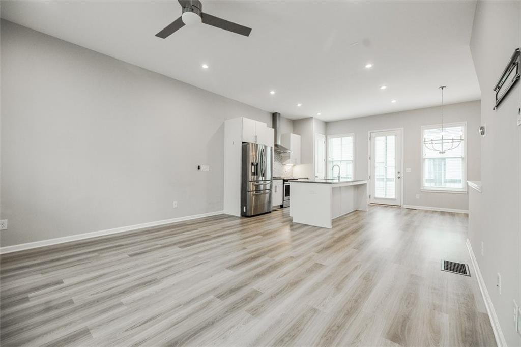 702 Needletail Way