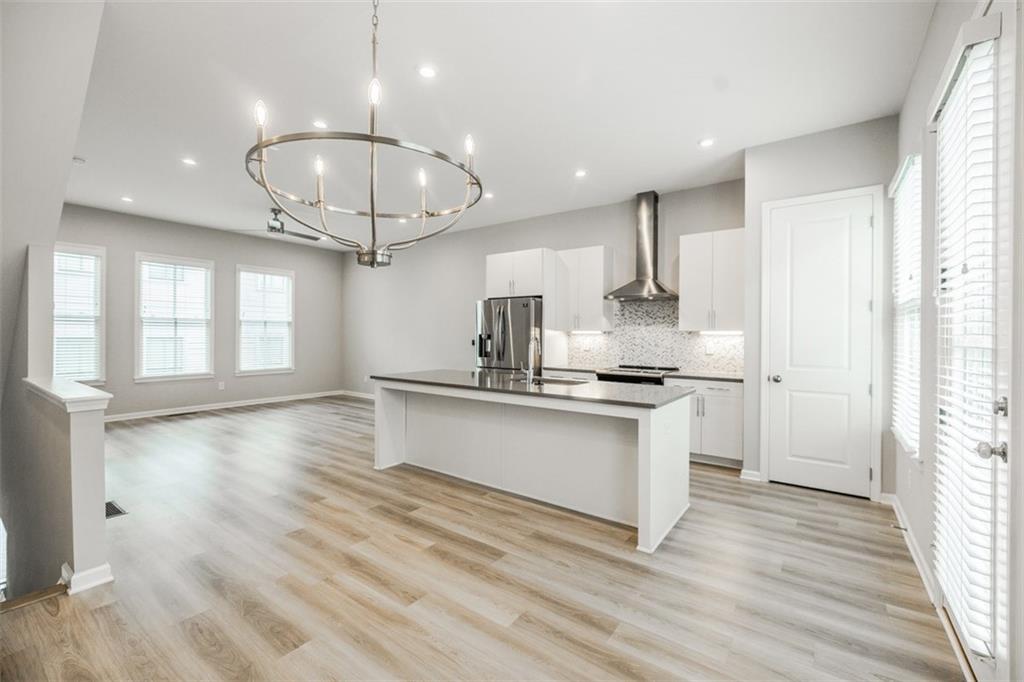 702 Needletail Way