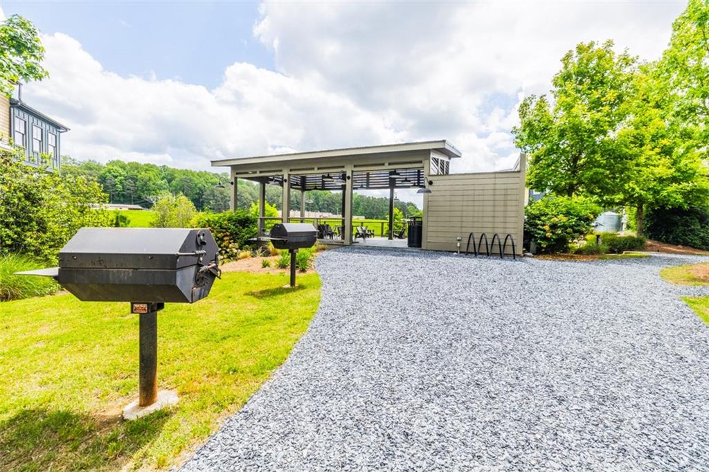 702 Needletail Way