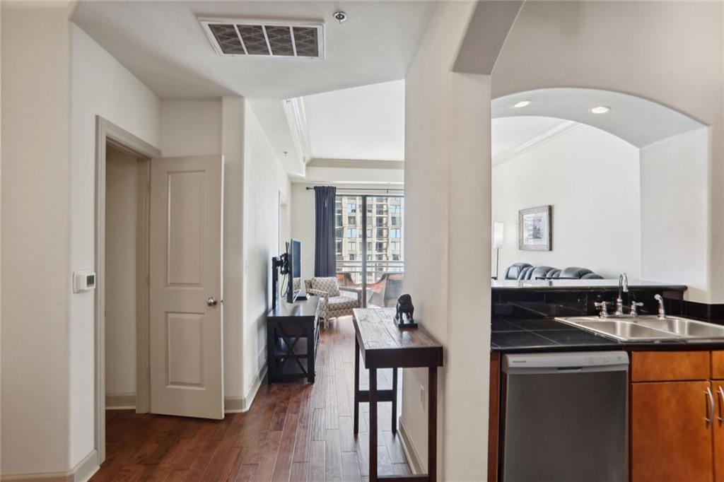 3445 Stratford Road NE Unit 2206