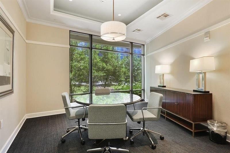 3445 Stratford Road NE Unit 2206