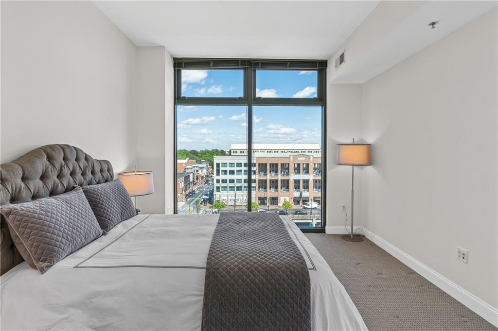 270 17th Street NW Unit 702