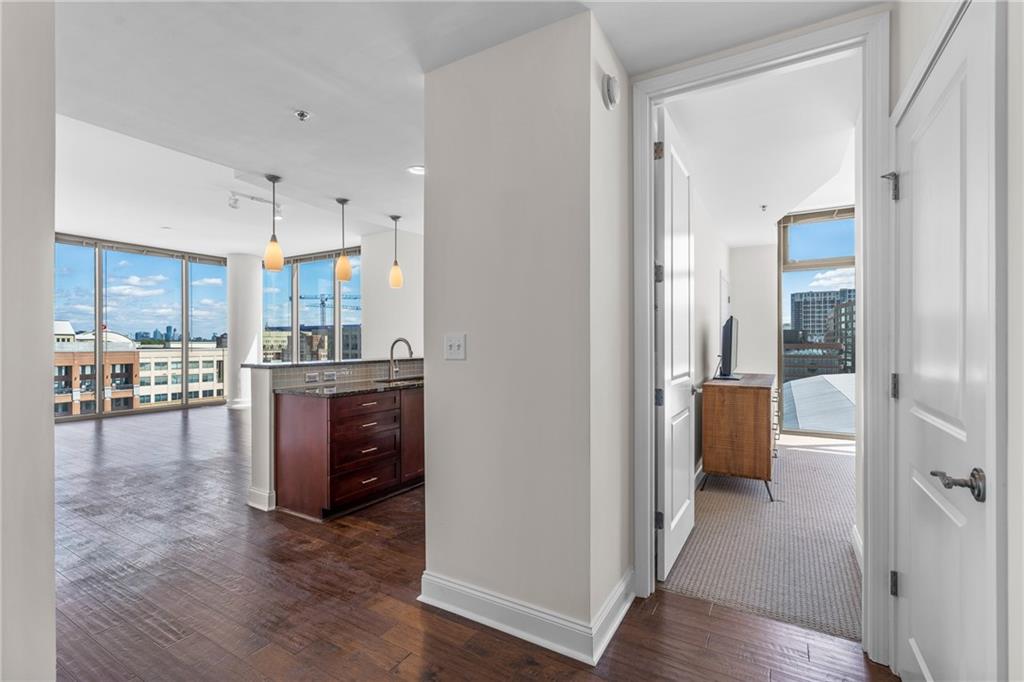 270 17th Street NW Unit 702
