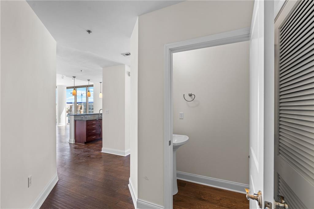 270 17th Street NW Unit 702