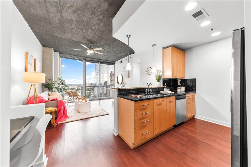 3324 Peachtree Road NE Unit 1904