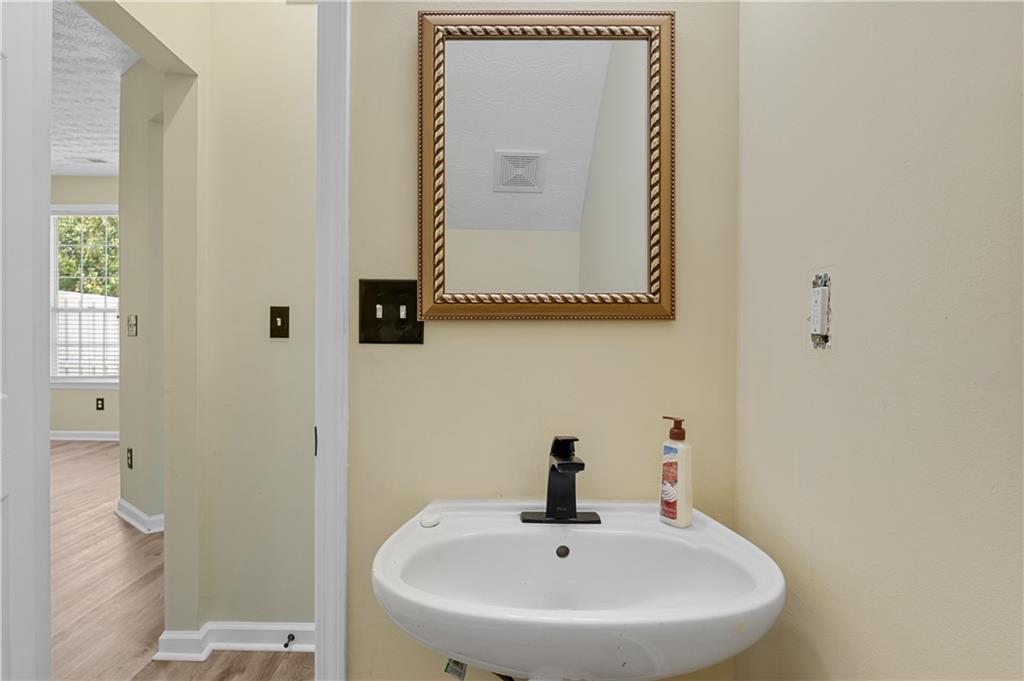 145 Haven Oak Way