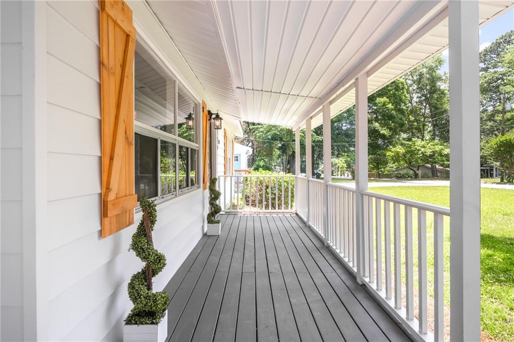 2805 Old Concord Road SE