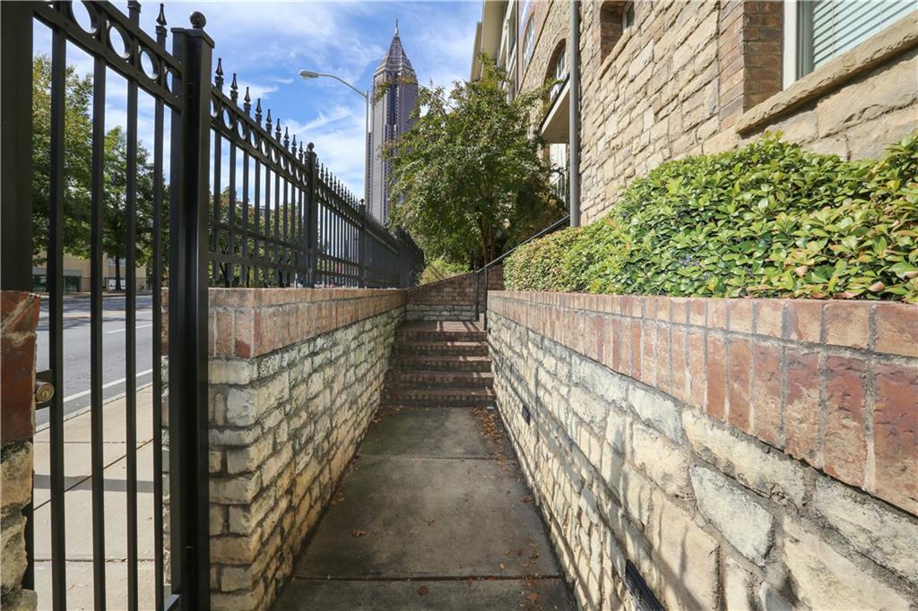 625 Piedmont Avenue NE Unit 106