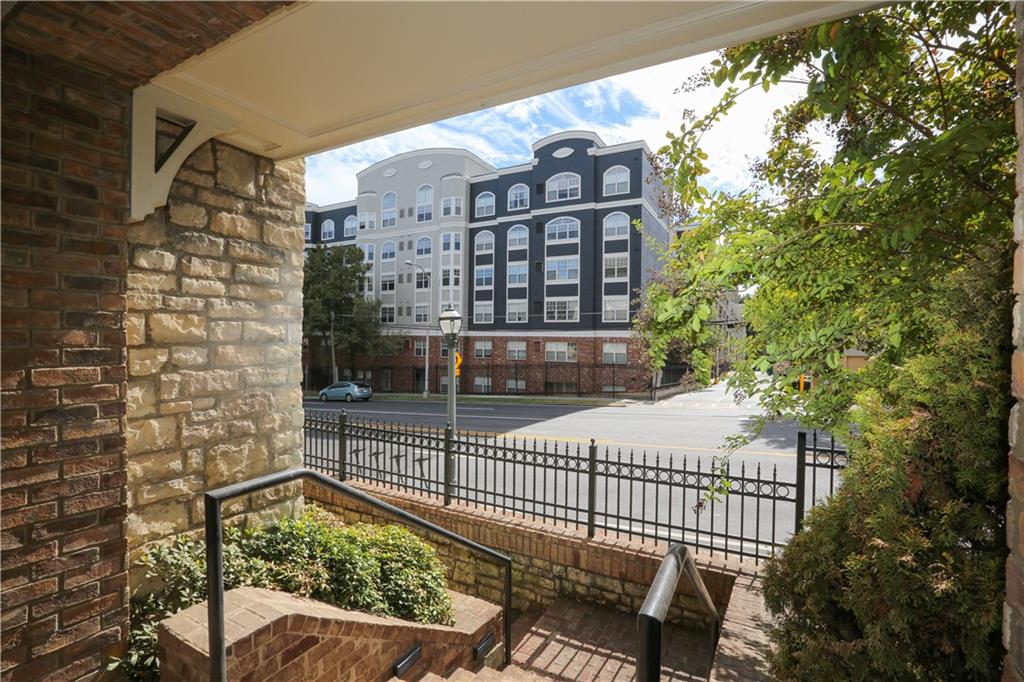 625 Piedmont Avenue NE Unit 106