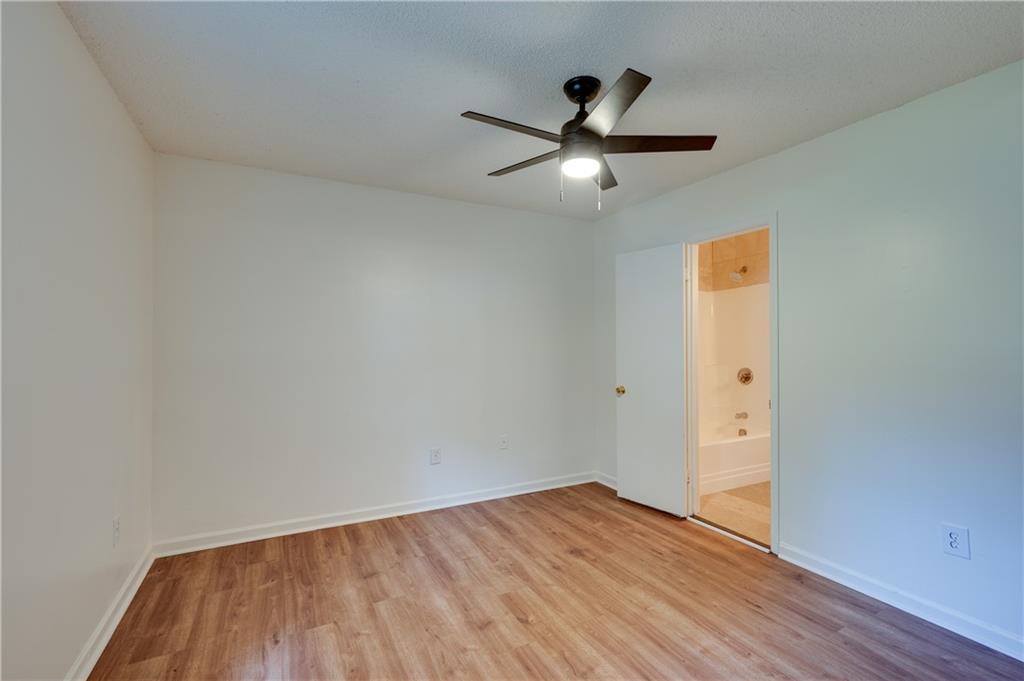 4190 Bowers Pointe Drive SW