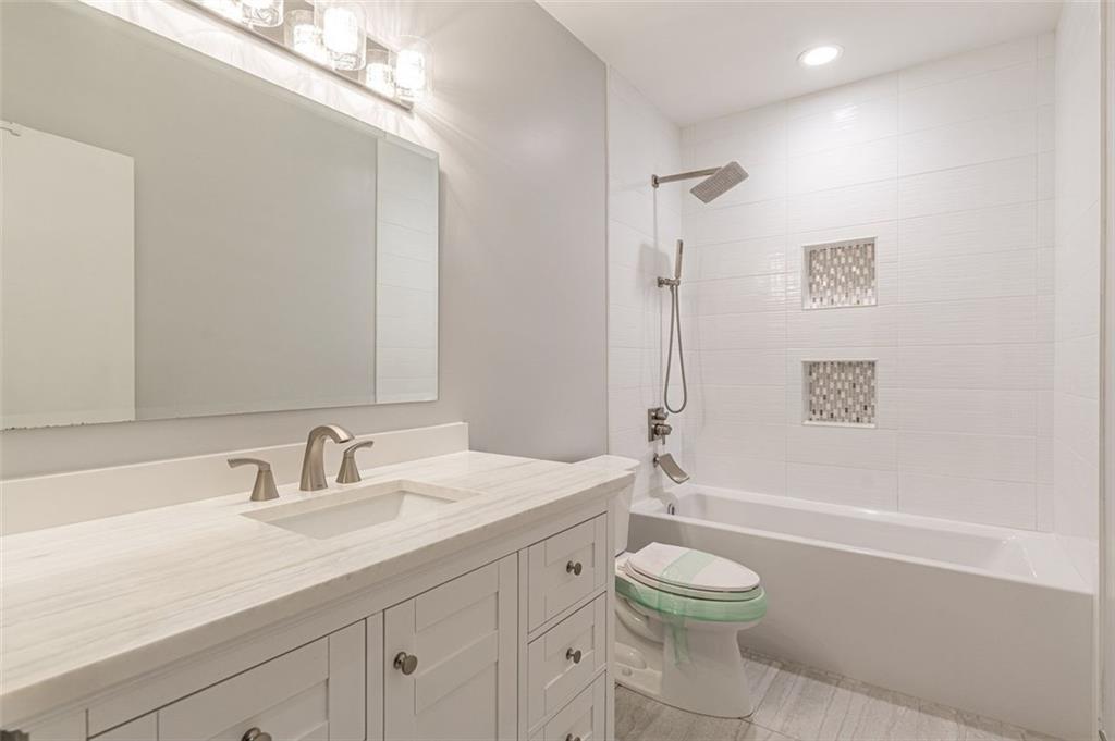 620 Glen Iris Drive NE Unit 411